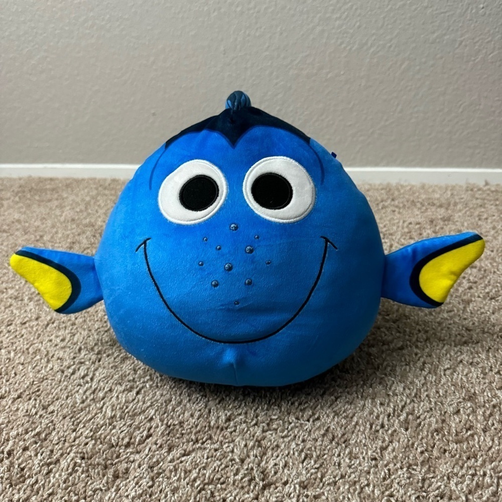 Disney x Squishmallows‎ Dory Plush